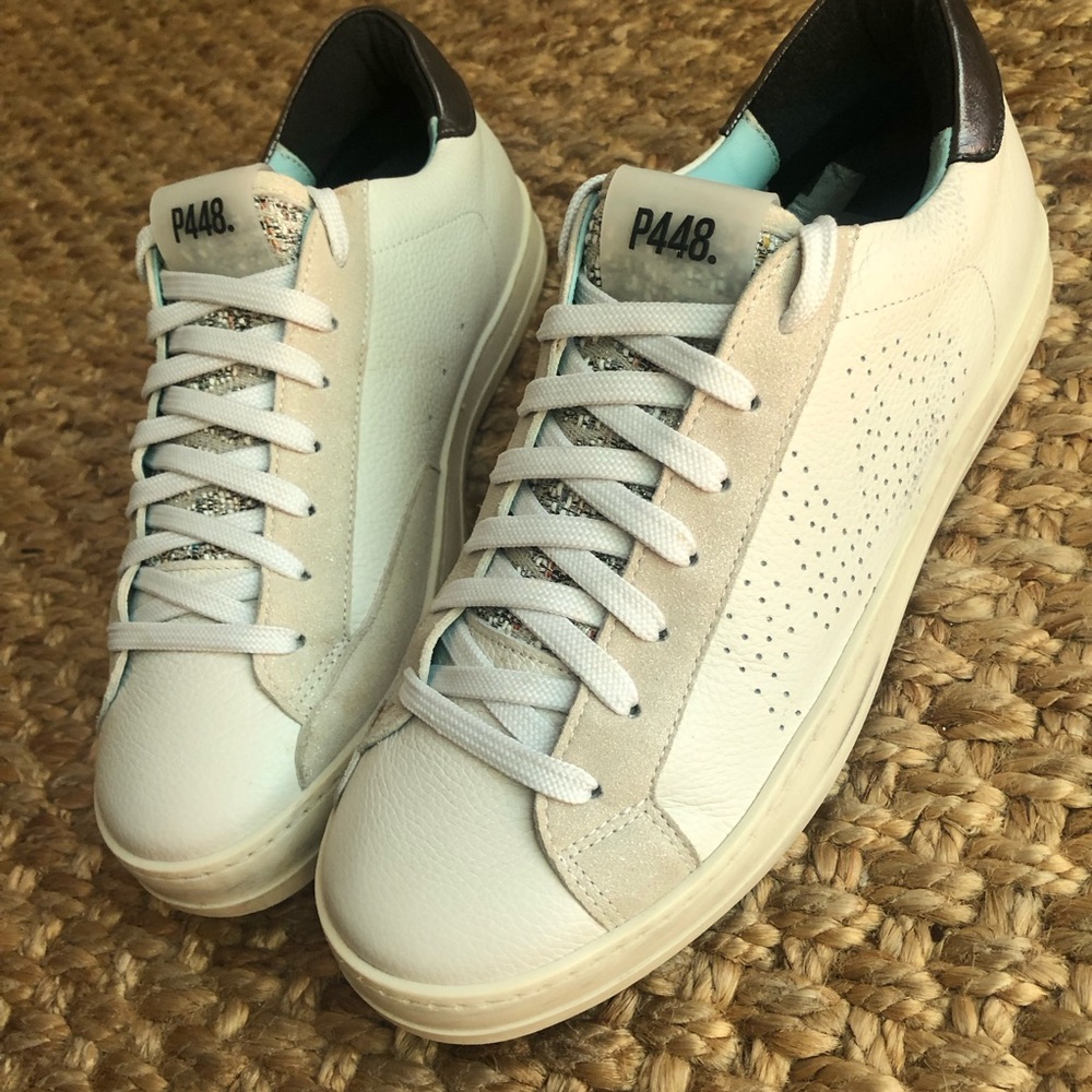 P448 John. White. Size 39. US 8 / 8.5